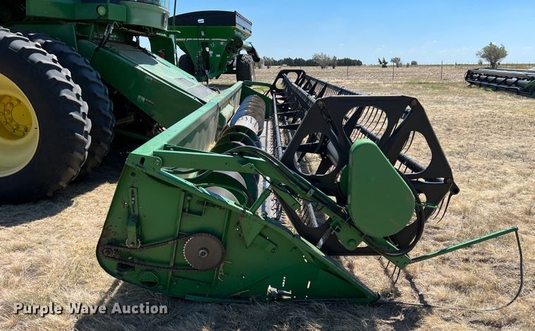 image for item DS8379 1997 John Deere 9600  combine