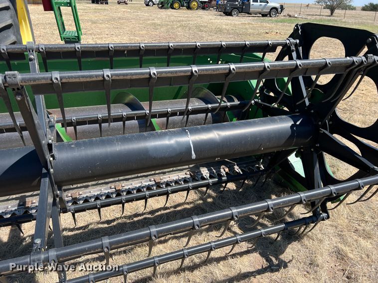 image for item DS8379 1997 John Deere 9600  combine