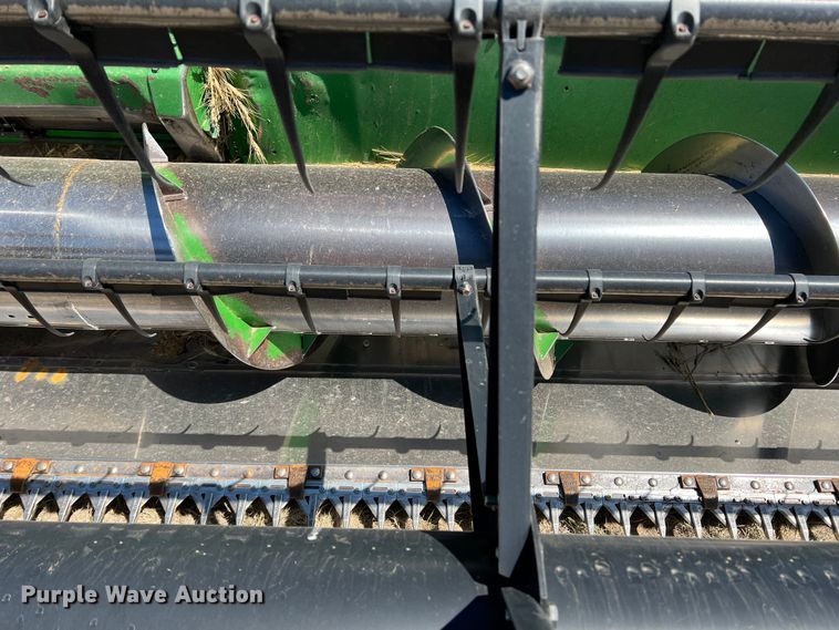 image for item DS8379 1997 John Deere 9600  combine