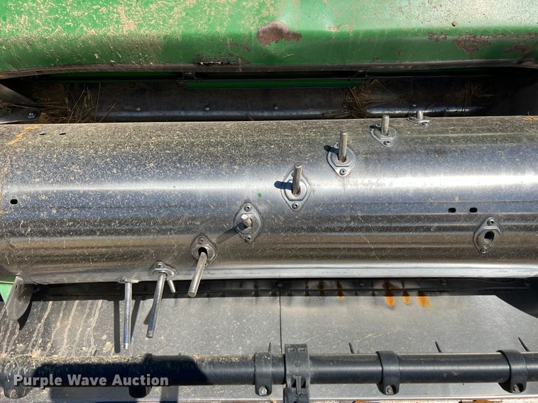 image for item DS8379 1997 John Deere 9600  combine