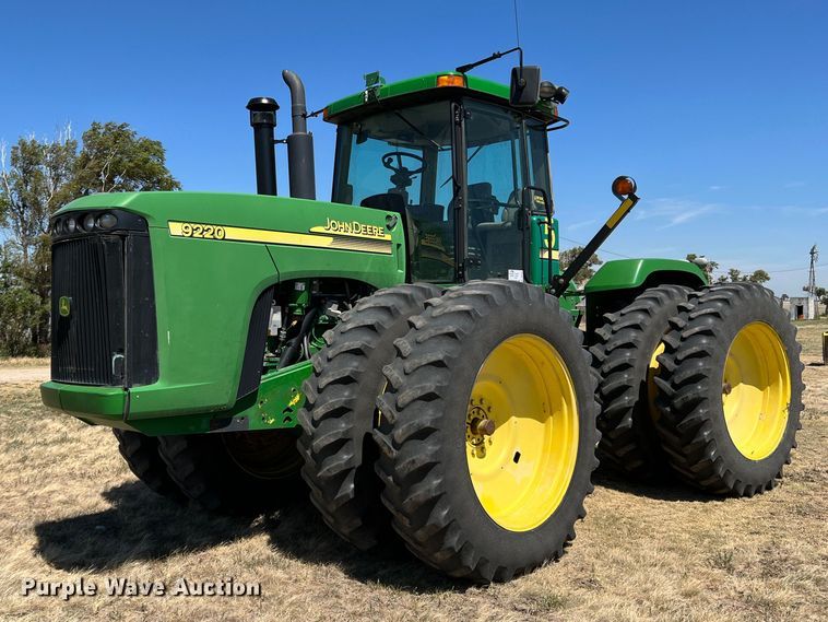 image for item DS8380 2002 John Deere 9220  4WD tractor