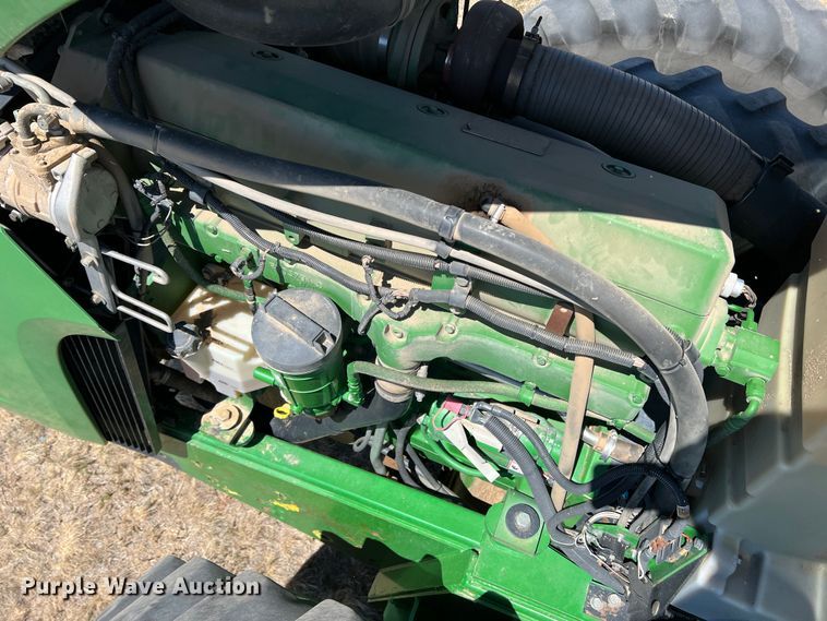 image for item DS8380 2002 John Deere 9220  4WD tractor