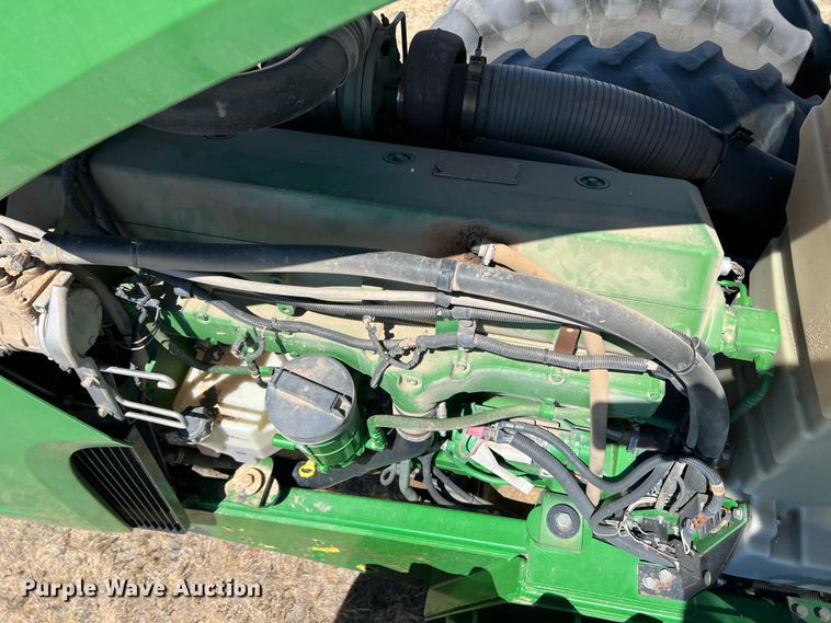 image for item DS8380 2002 John Deere 9220  4WD tractor