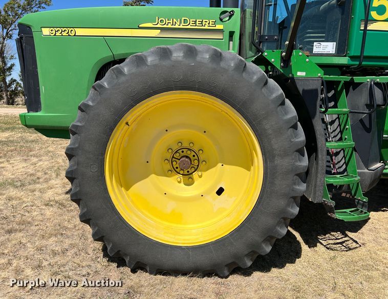 image for item DS8380 2002 John Deere 9220  4WD tractor