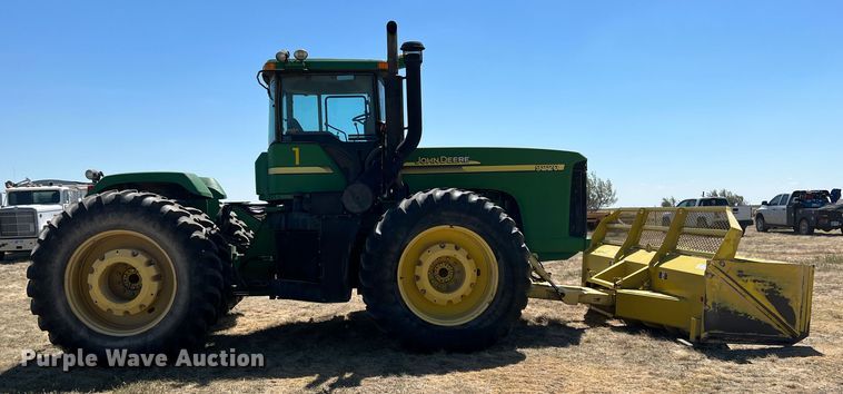 image for item DS8382 2004 John Deere 9220  4WD tractor