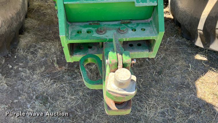 image for item DS8382 2004 John Deere 9220  4WD tractor