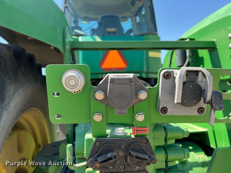 image for item DS8382 2004 John Deere 9220  4WD tractor