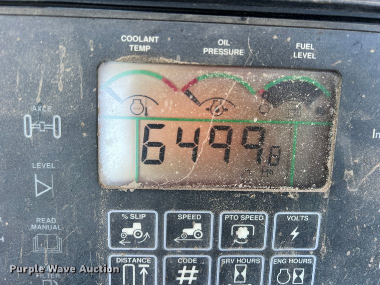 image for item DS8382 2004 John Deere 9220  4WD tractor