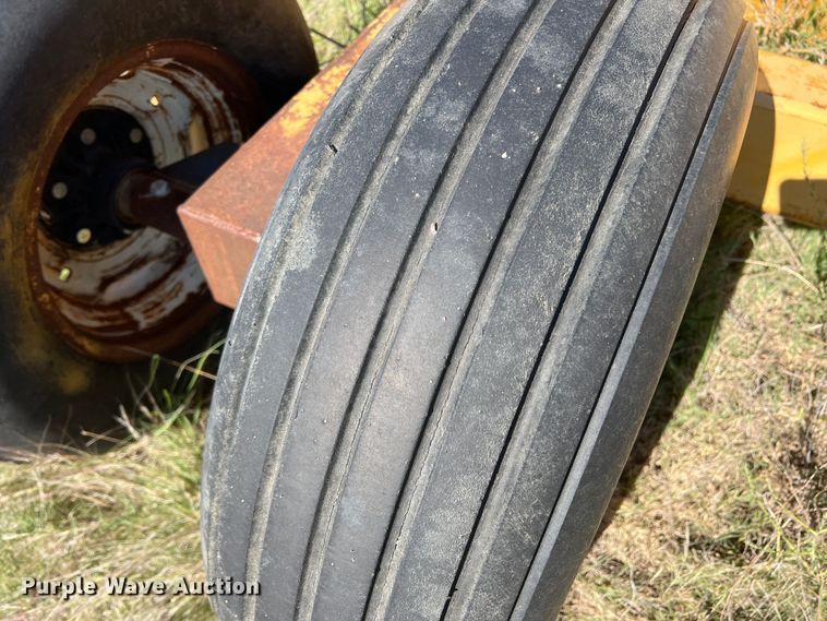 image for item DS8383 Box blade