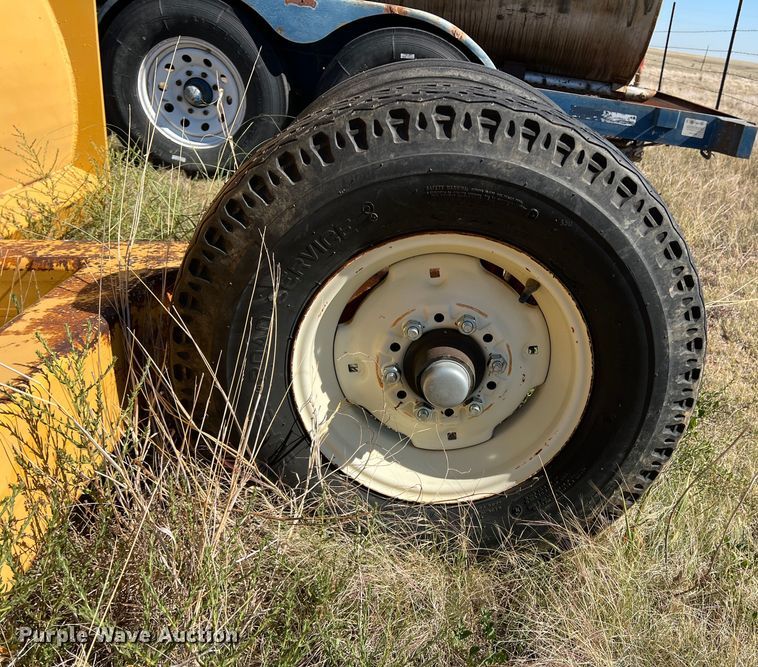 image for item DS8383 Box blade