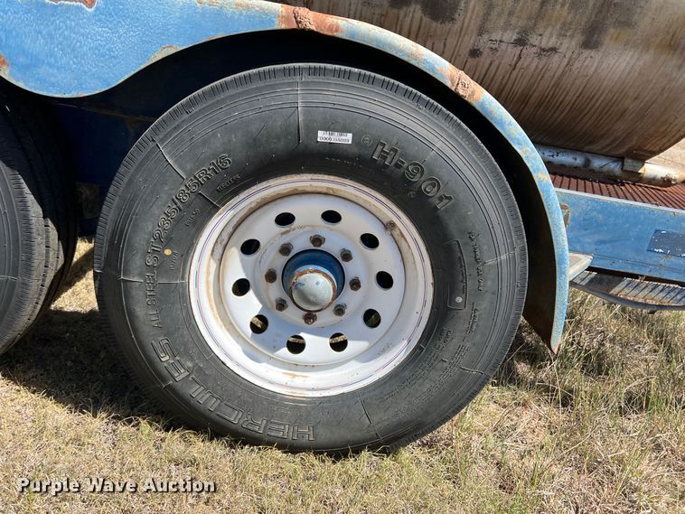 image for item DS8384 2003 Shop built  utility trailer