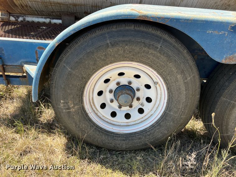 image for item DS8384 2003 Shop built  utility trailer