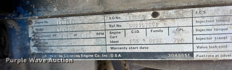 image for item DS8387 1987 International 9370  grain truck