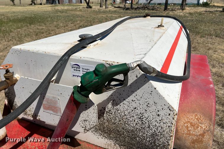 image for item DS8388 Palmer PLB-600  fuel trailer