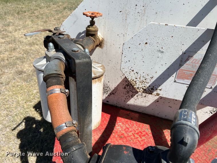 image for item DS8388 Palmer PLB-600  fuel trailer