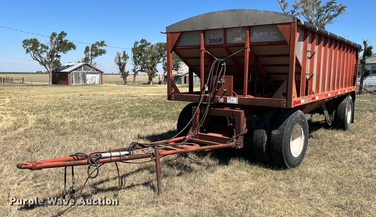 image for item DS8389 1980 Targ  bottom dump trailer