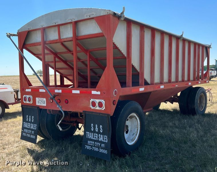 image for item DS8389 1980 Targ  bottom dump trailer