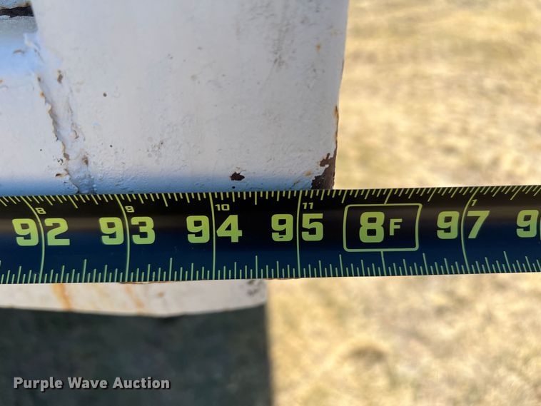 image for item DS8390 1977 International F5070  grain truck