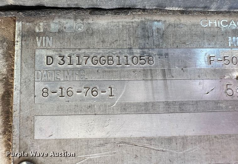 image for item DS8390 1977 International F5070  grain truck