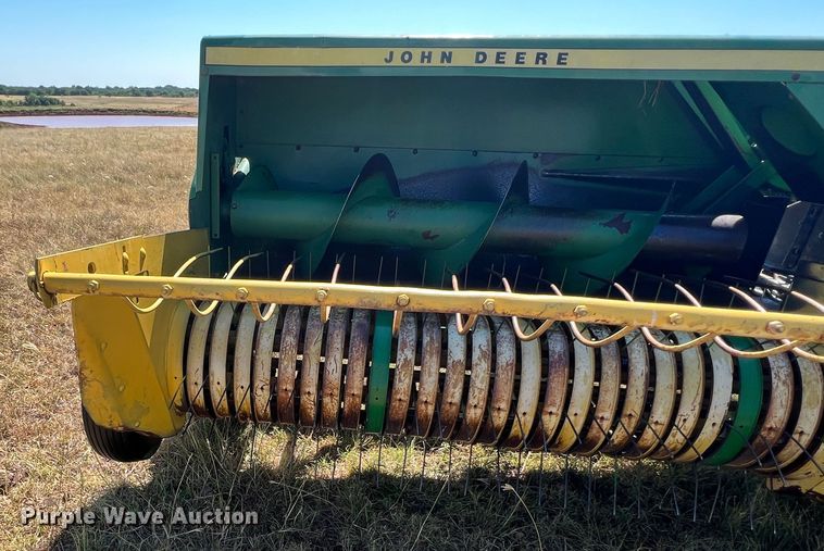 image for item DS8418 John Deere 347  small square baler