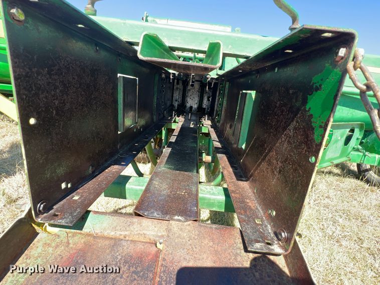 image for item DS8418 John Deere 347  small square baler