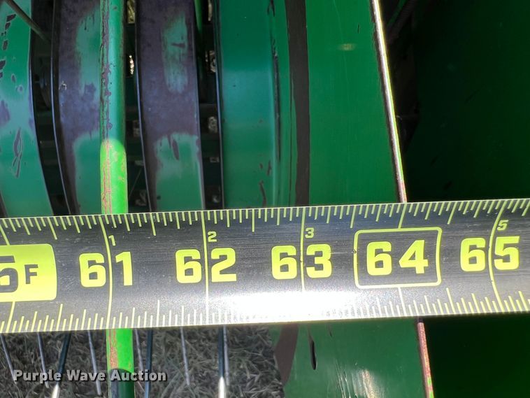 image for item DS8419 1994 John Deere 348  small square baler