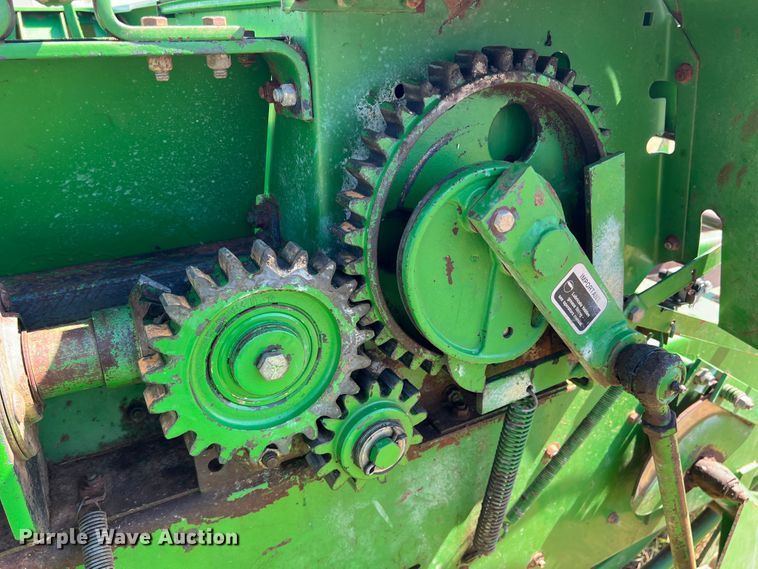 image for item DS8419 1994 John Deere 348  small square baler