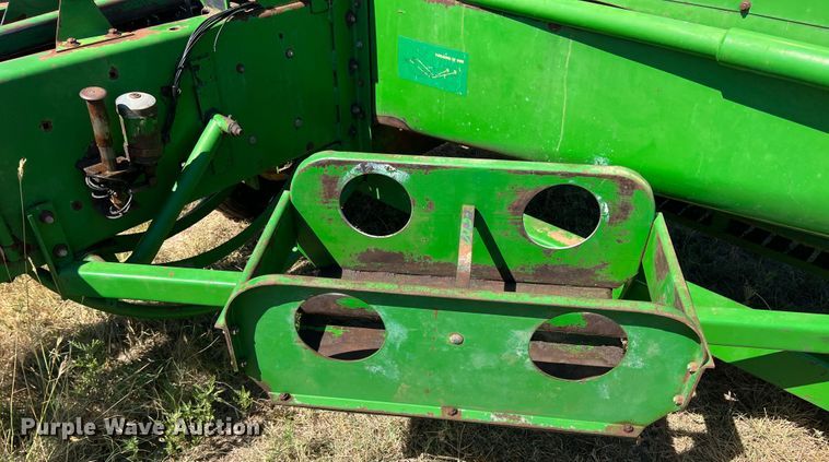 image for item DS8419 1994 John Deere 348  small square baler