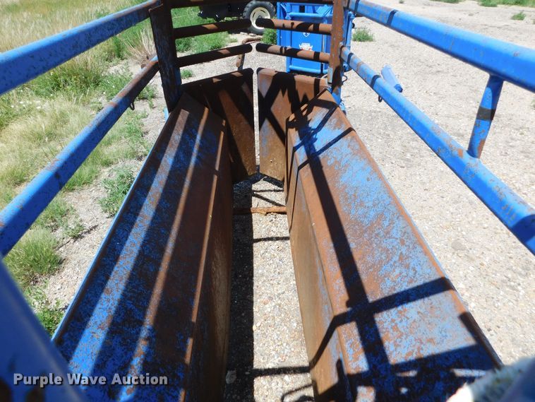 image for item GP9570 Priefert RC98  roping chute