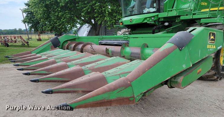 image for item HF9347 1995 John Deere 853A  all-crop head