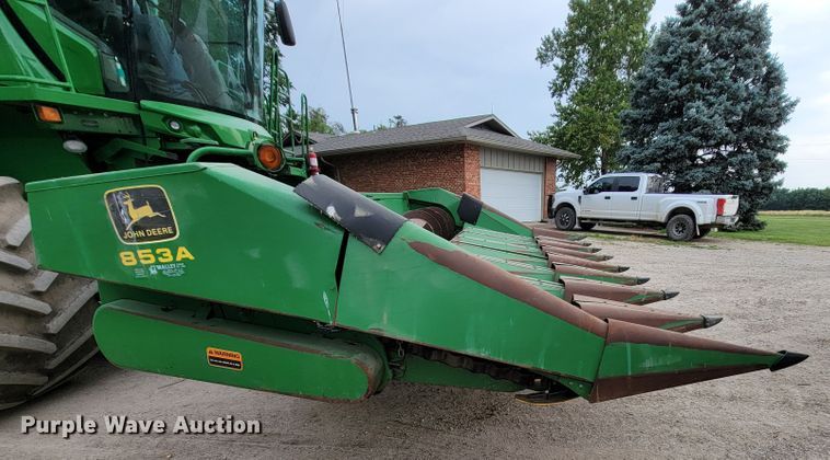 image for item HF9347 1995 John Deere 853A  all-crop head