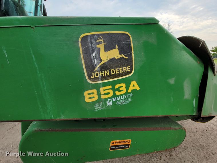 image for item HF9347 1995 John Deere 853A  all-crop head