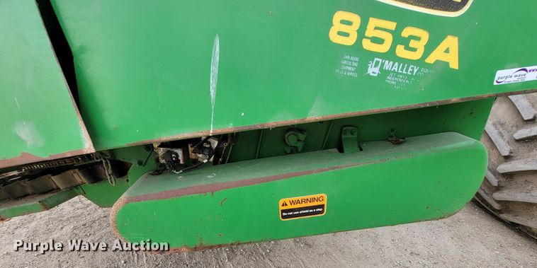 image for item HF9347 1995 John Deere 853A  all-crop head