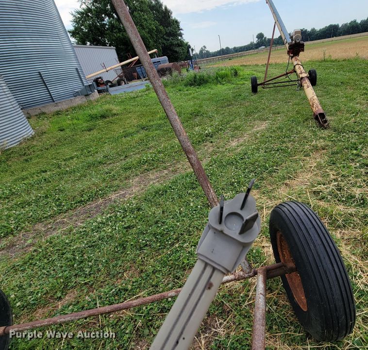 image for item HF9349 Hutch  auger