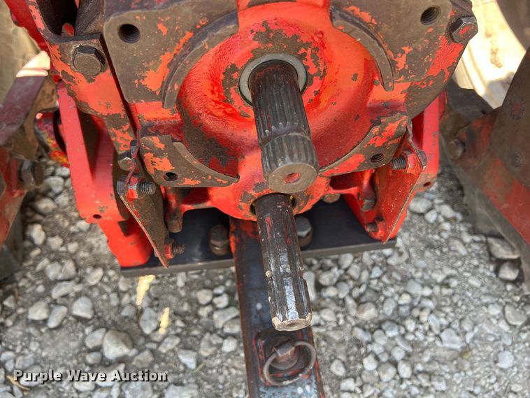 image for item HL9173 International 856  tractor