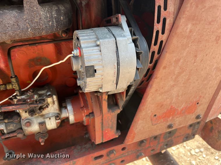 image for item HL9173 International 856  tractor