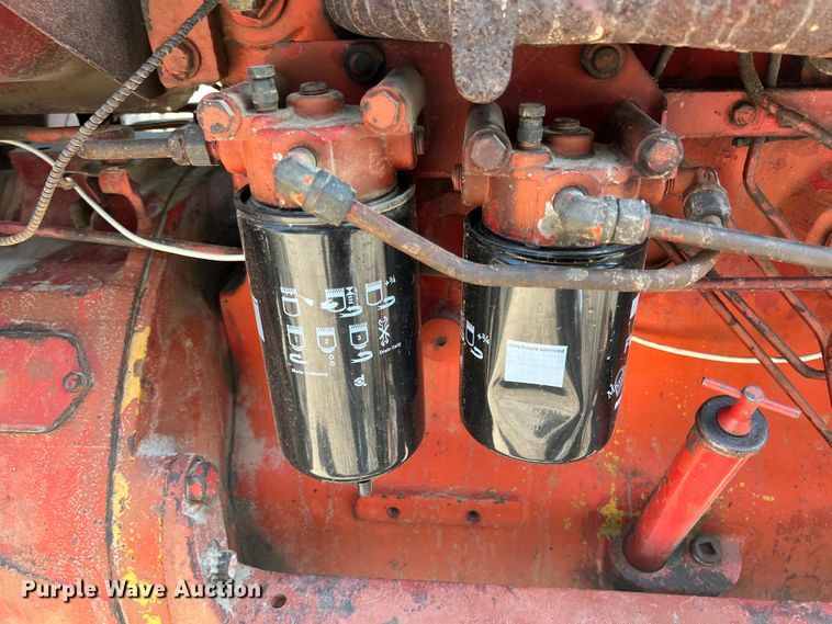 image for item HL9173 International 856  tractor