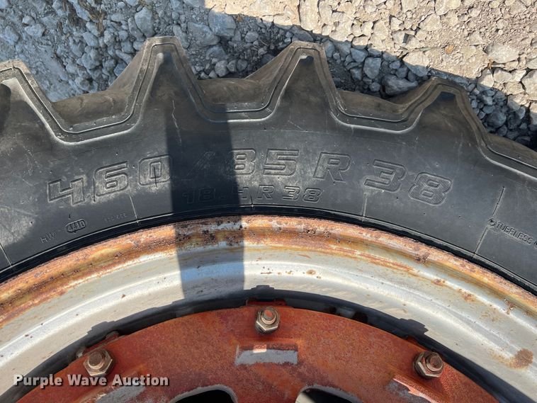 image for item HL9173 International 856  tractor