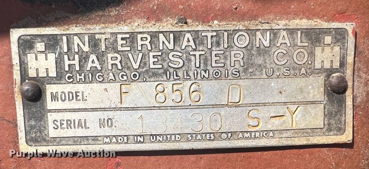 image for item HL9173 International 856  tractor