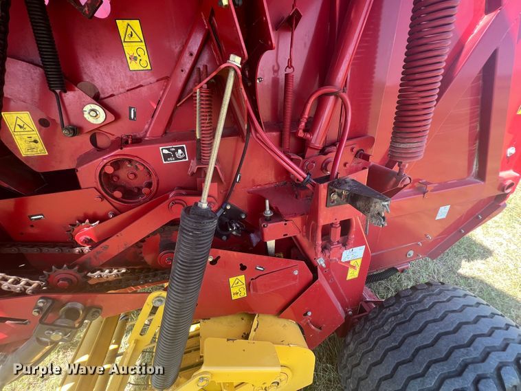 image for item HL9184 New Holland 460RB  round baler