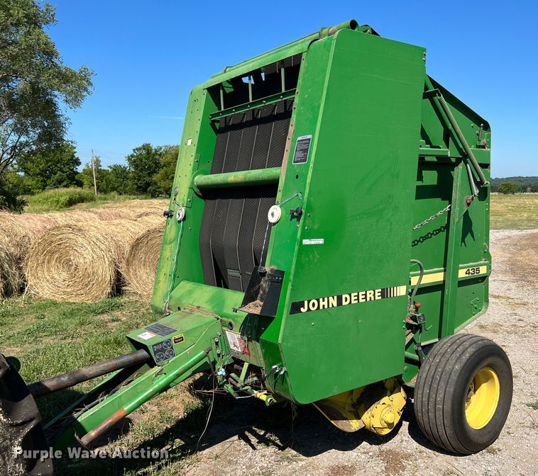 1991 John Deere 435 round baler in Claremore, OK Item HL9233 sold