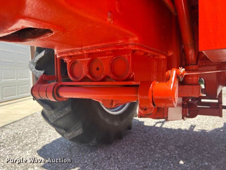 image for item HL9235 1965 Allis Chalmers One-Ninety XT  tractor