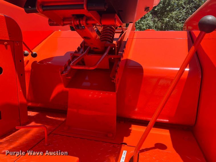 image for item HL9235 1965 Allis Chalmers One-Ninety XT  tractor