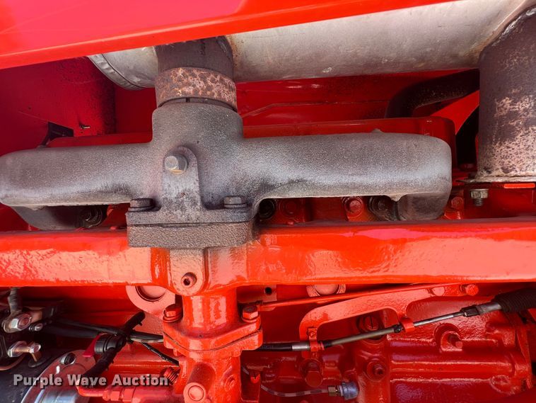 image for item HL9235 1965 Allis Chalmers One-Ninety XT  tractor