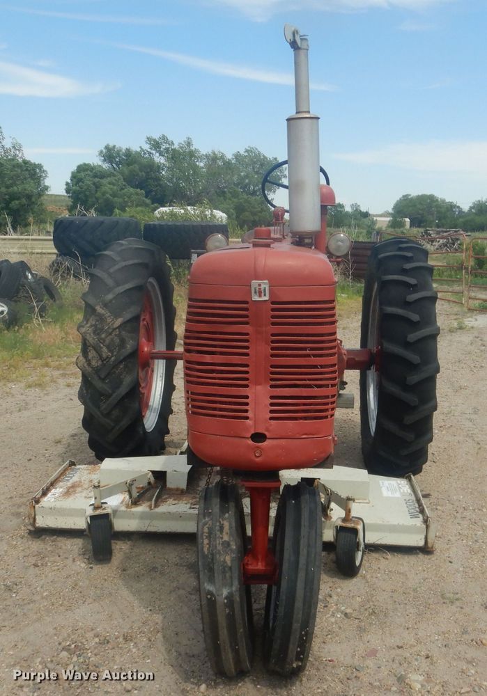 image for item HU9427 Farmall Super C  tractor