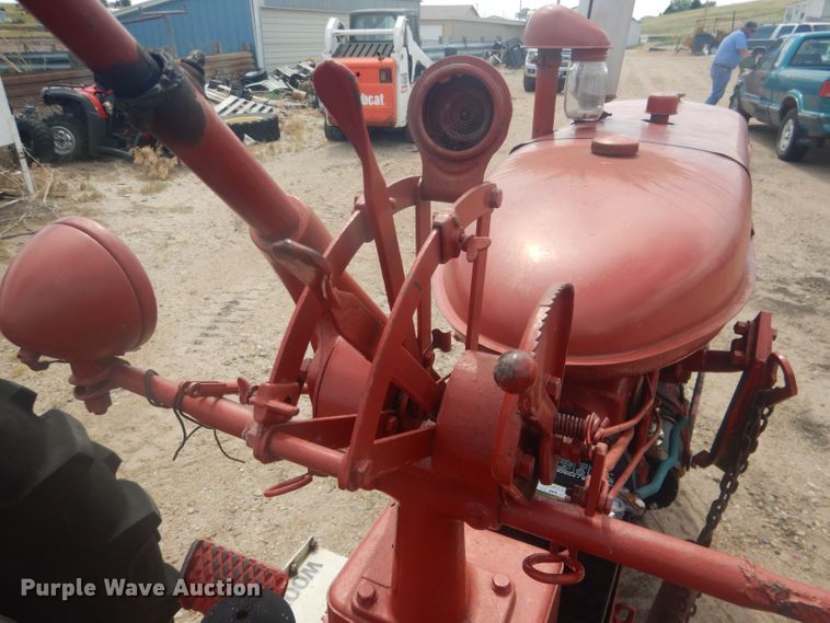 image for item HU9427 Farmall Super C  tractor