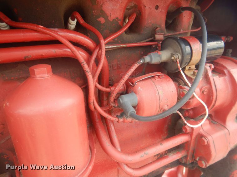 image for item HU9427 Farmall Super C  tractor