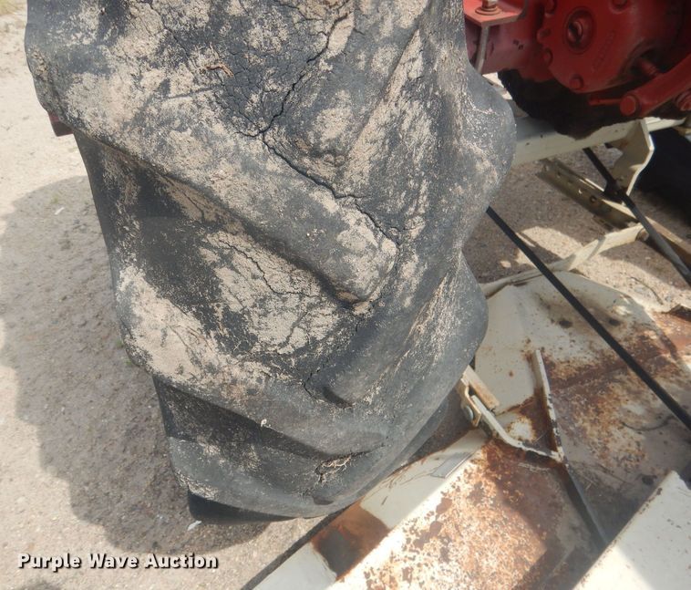 image for item HU9427 Farmall Super C  tractor