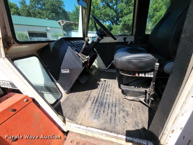 image for item JA9938 1975 Case 2670  4WD tractor