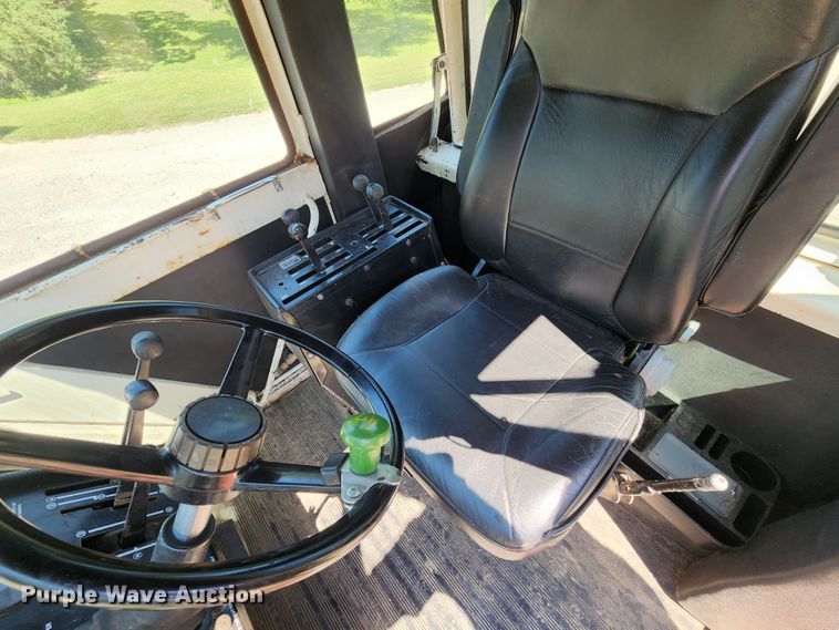 image for item JA9938 1975 Case 2670  4WD tractor